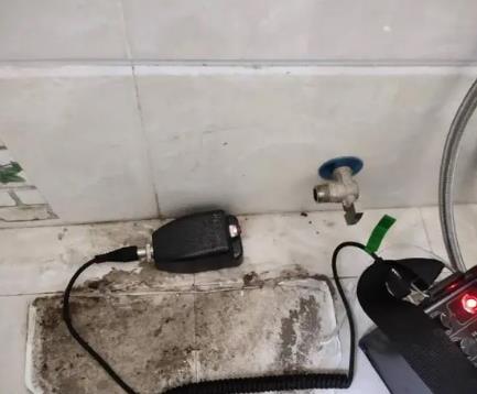 范县屋顶漏水维修公司分享下卫生间漏水的危害及解决方法